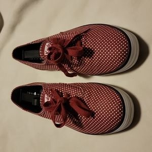 KEDS champion original - White polka dot on Maroon/Burgundy